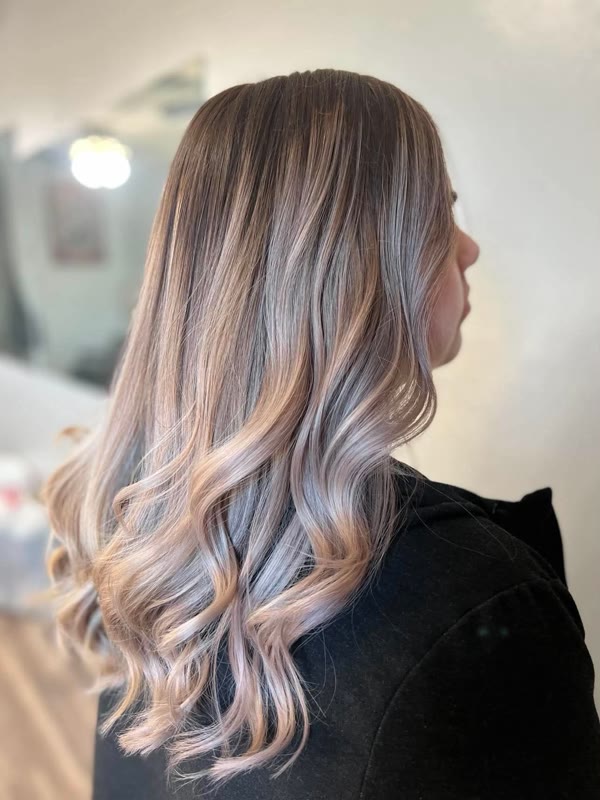 Full blonding hair color result